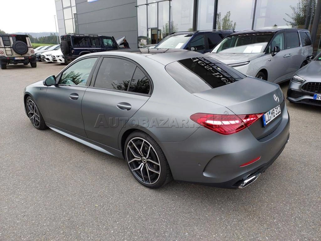 Mercedes-Benz C trieda Sedan 300 mHEV 4MATIC A/T