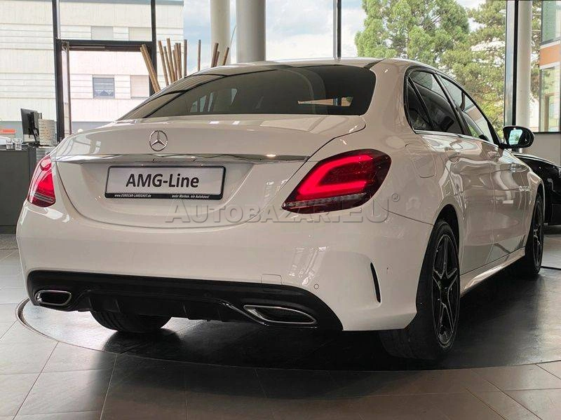 Mercedes-Benz C trieda Sedan 300 d 4MATIC A/T