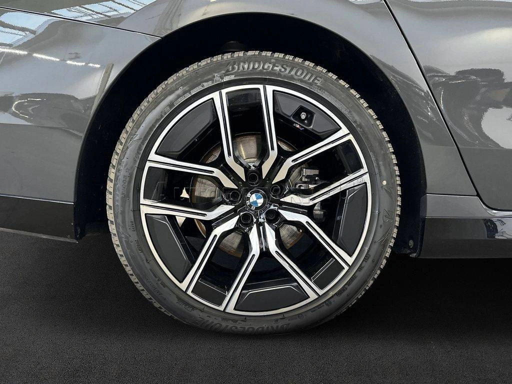 BMW Rad 7 740 d xDrive