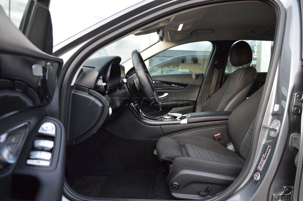 Mercedes-Benz C trieda Kombi 220 d A/T