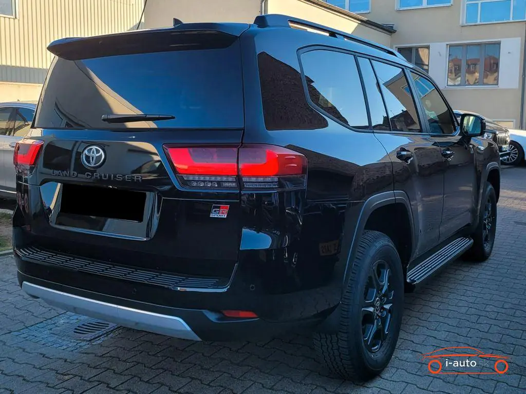 Toyota Land Cruiser 2023 na predaj – fotografia 2