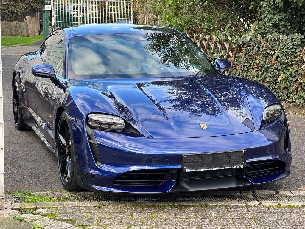 Porsche Taycan Turbo