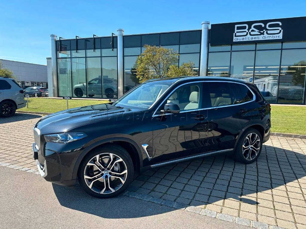 BMW X5 xDrive 40i mHEV A/T