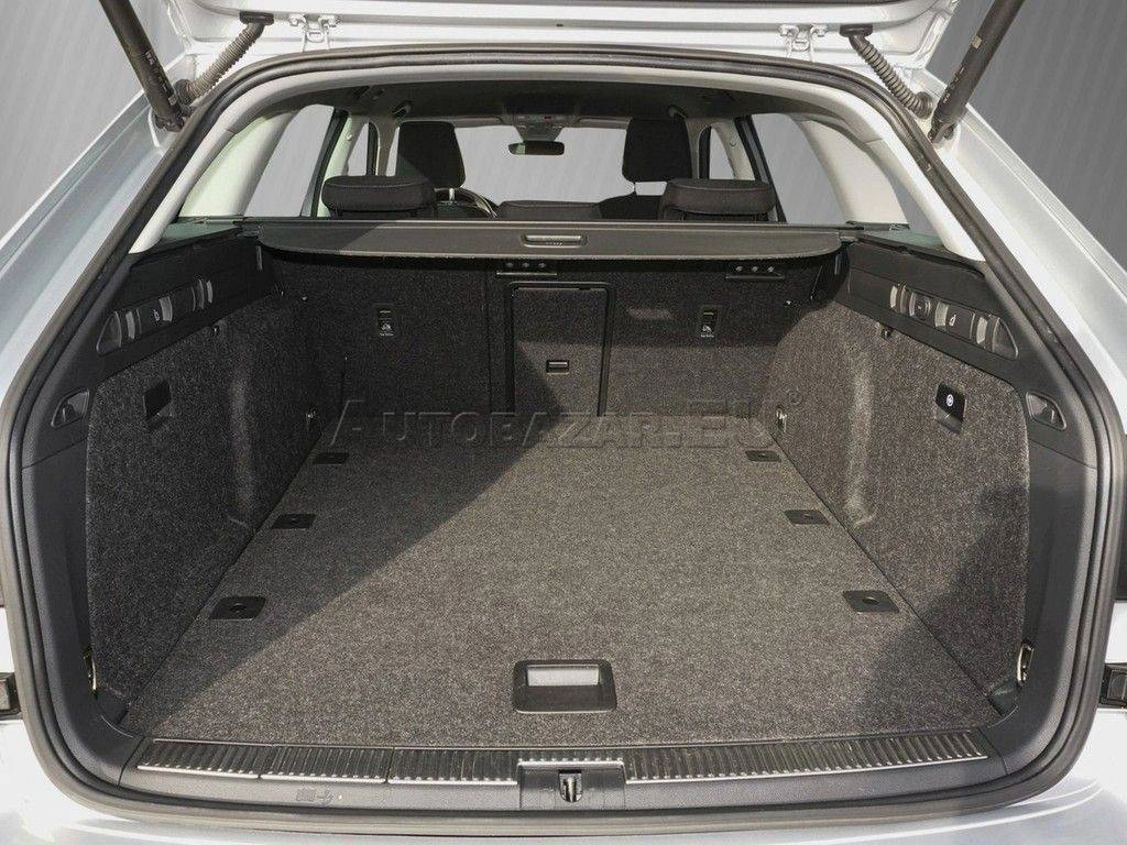 Škoda Superb Combi 2.0 TDI SCR Ambition DSG