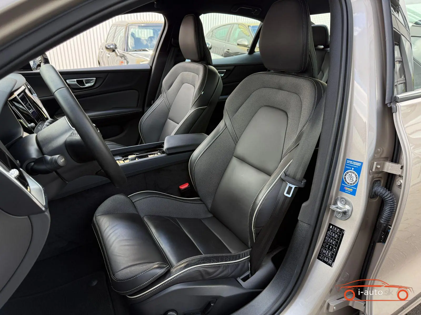 Volvo S60 2023 na predaj – fotografia 12