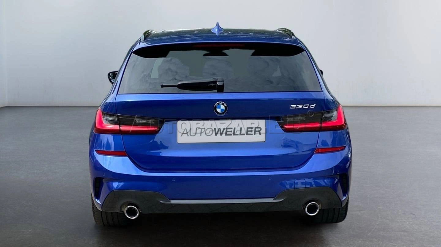 BMW Rad 3 Touring 330d mHEV  A/T