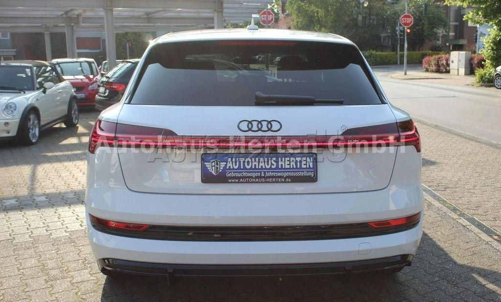 Audi Q8 E-Tron 50 quattro S-Line