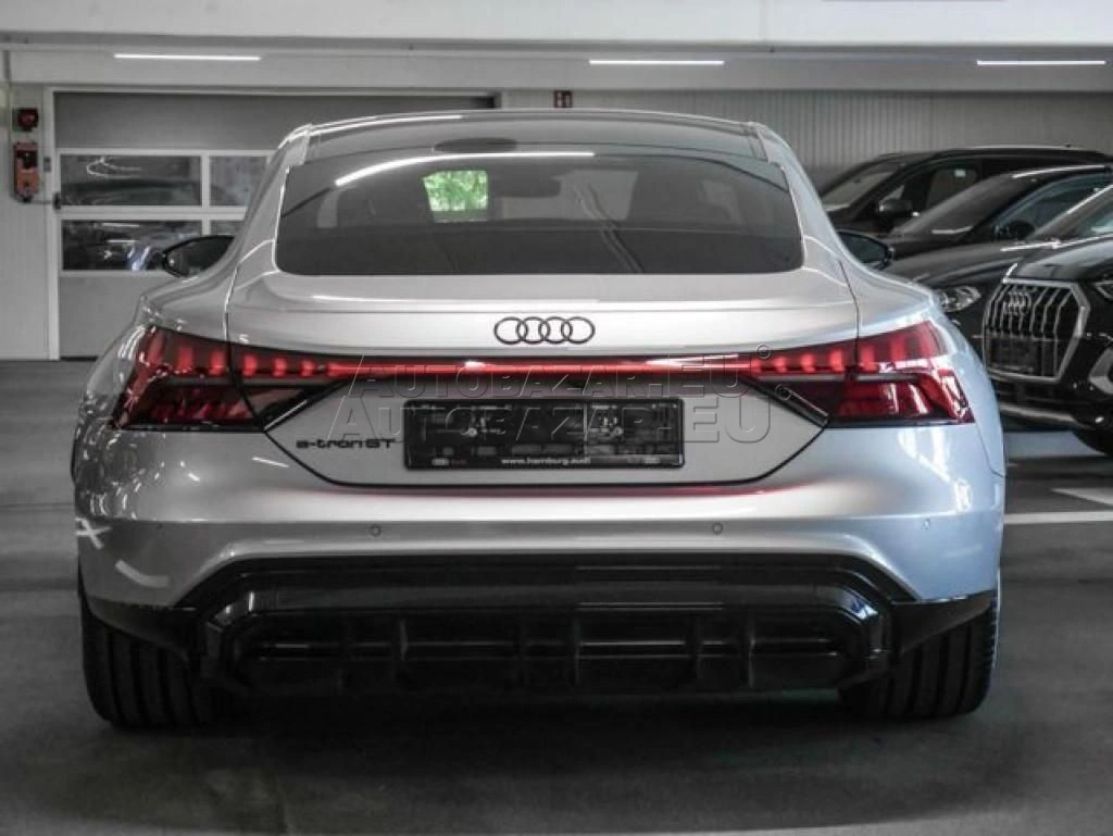 Audi e-tron GT Sedan 350kw Automat
