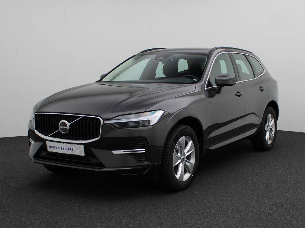 Volvo XC60 B4 Momentum Pro A/T