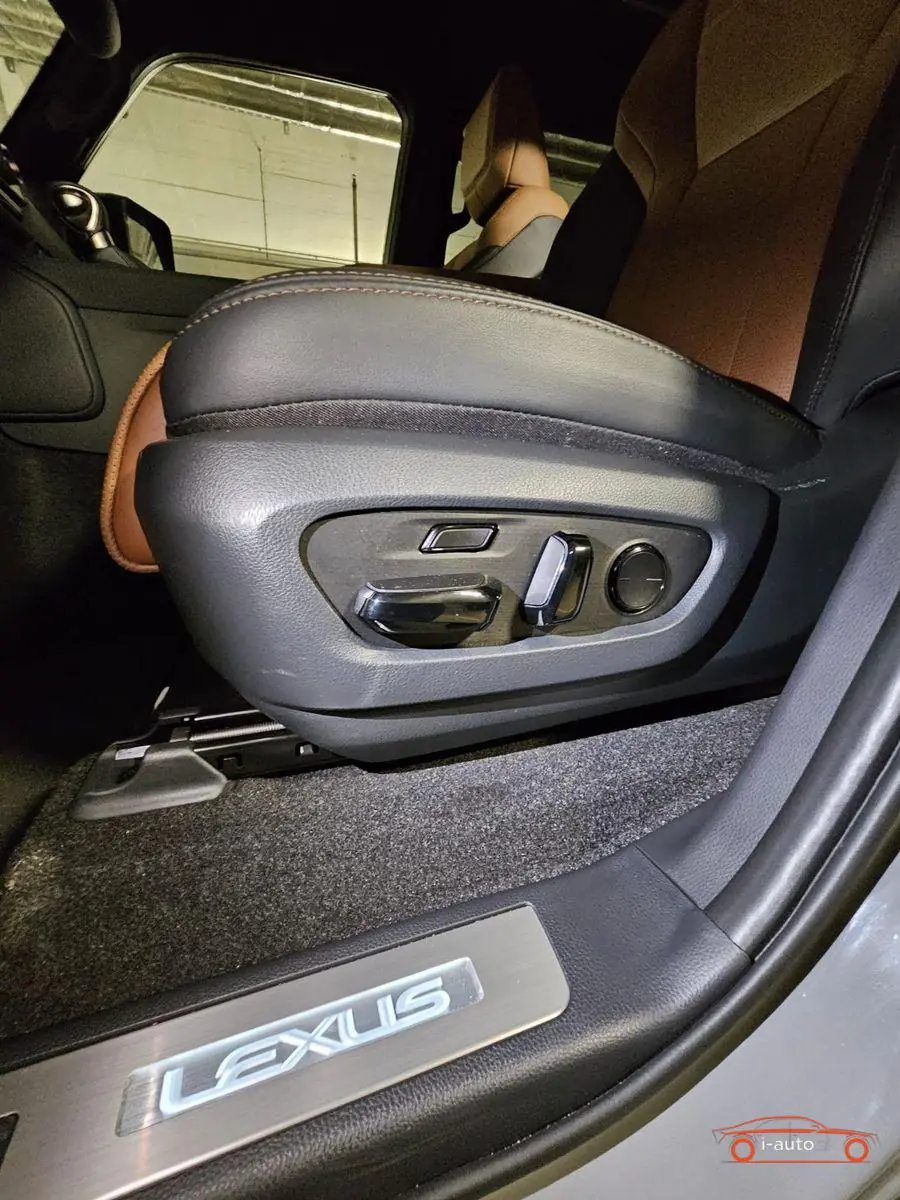 Lexus GX 2025 na predaj – fotografia 13