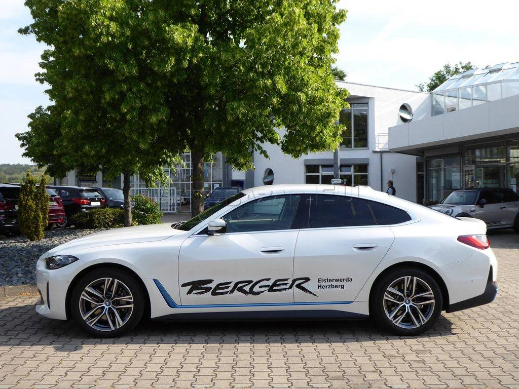 BMW i4 eDrive40
