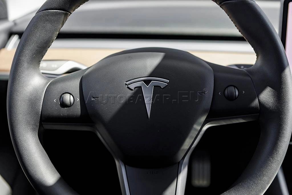Tesla Model 3 2020 na predaj – fotografia 34