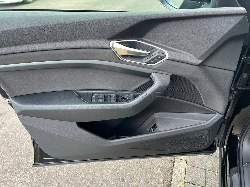 Audi E-tron 50 quattro Basis