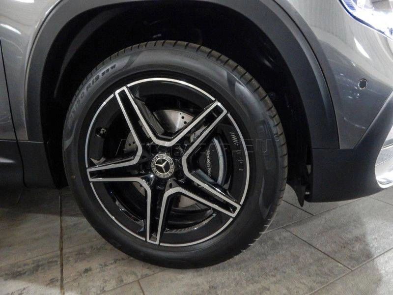 Mercedes-Benz GLB 200d A/T