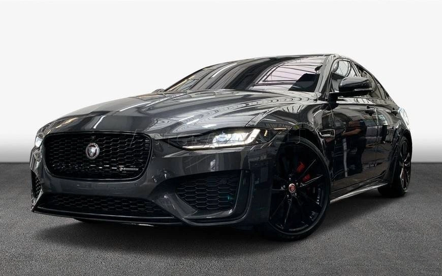 Jaguar XE 2.0D I4 D200 R-Dynamic SE A/T