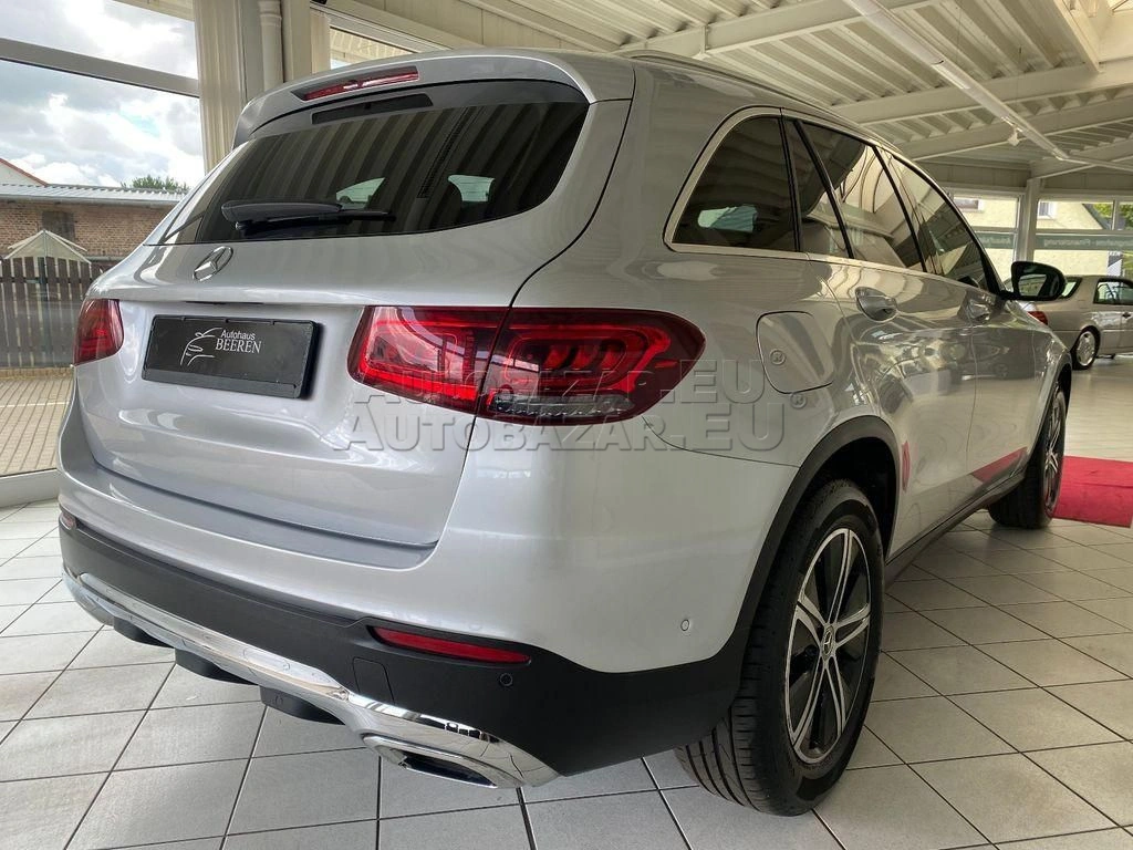 Mercedes-Benz GLC 220 d 4MATIC A/T