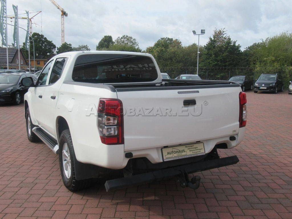 Mitsubishi L 200 L200 DoKa 4WD 2,2 DI-D