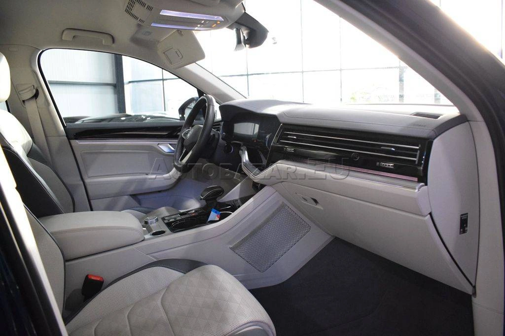 Volkswagen Touareg 3.0 V6 TDI SCR 286k  4Motion Tiptronic