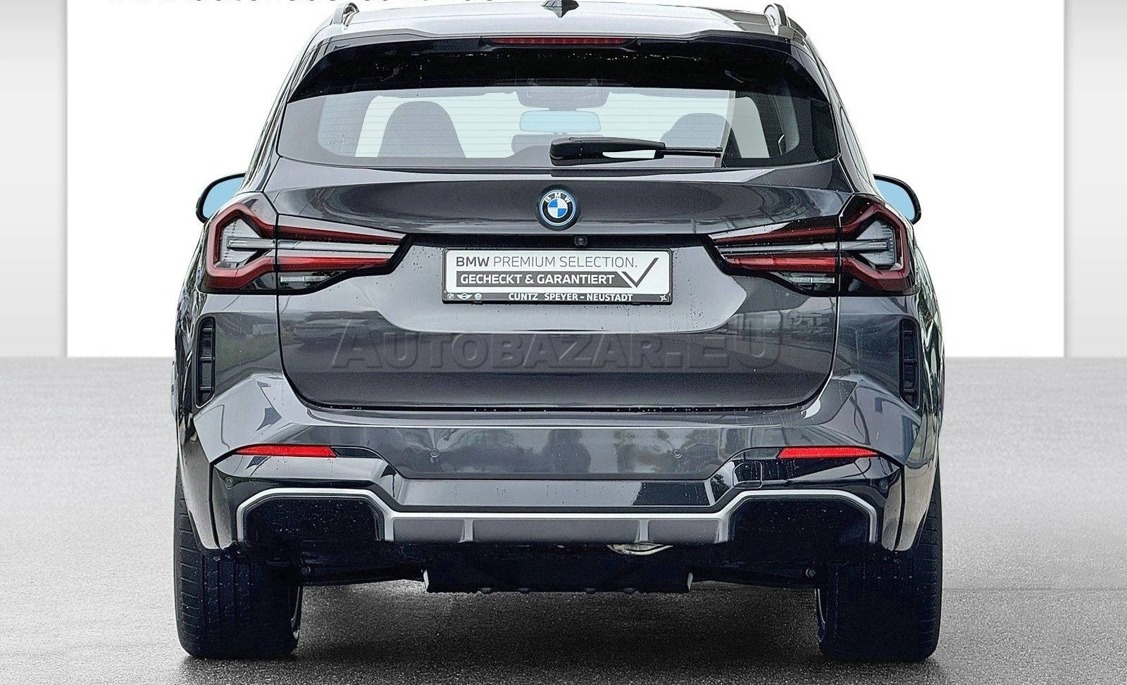 BMW iX3 A/T