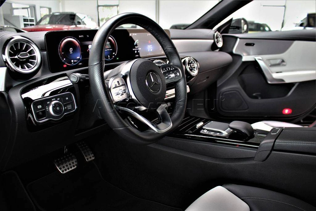 Mercedes-Benz CLA Kupé 200 d A/T