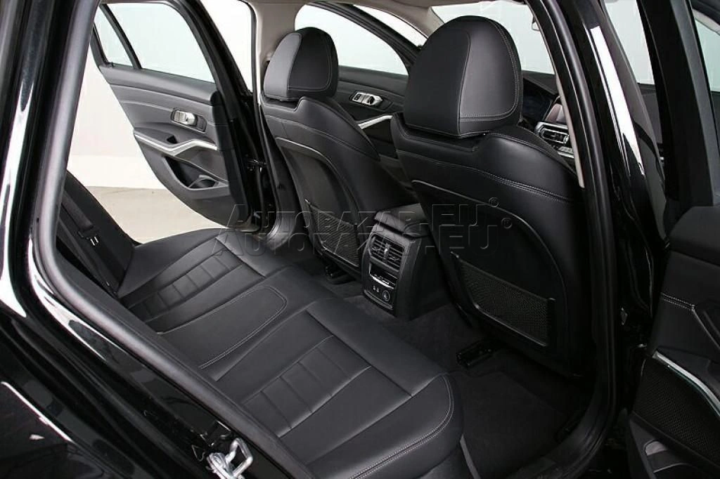 BMW rad 3 Touring 330i Touring A/T