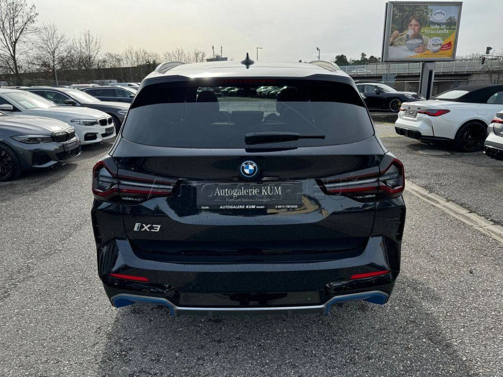 BMW iX3 A/T