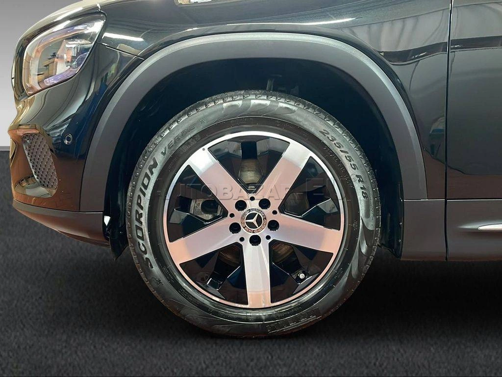 Mercedes-Benz GLB 200d A/T