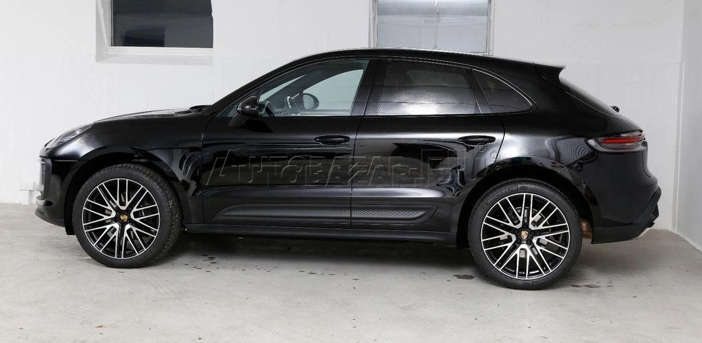 Porsche Macan A/T
