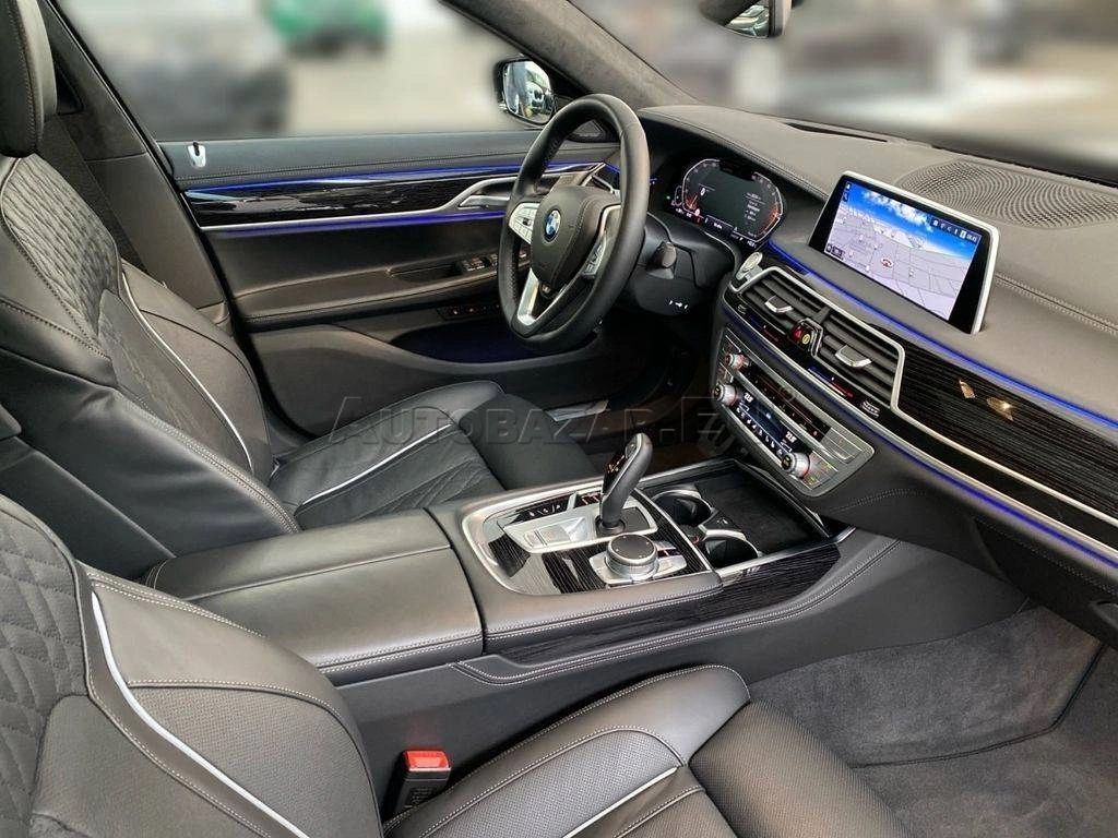BMW Rad 7 730d mHEV xDrive A/T