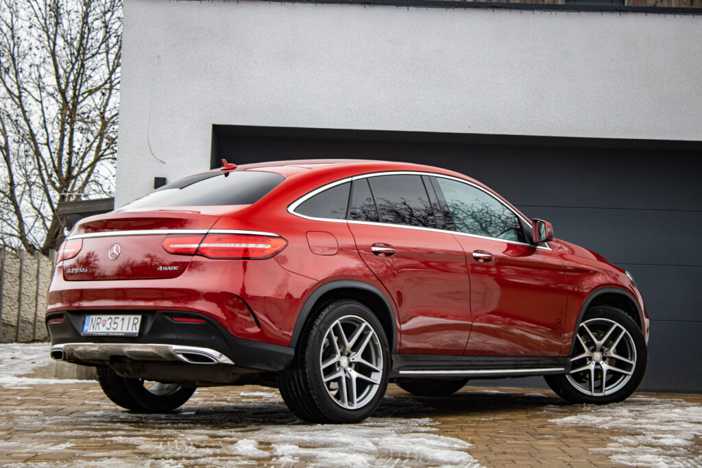 Mercedes-Benz GLE trieda