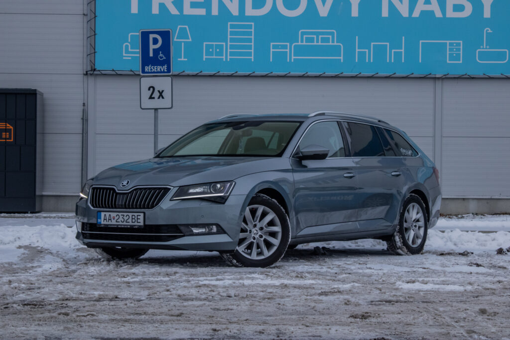Škoda Superb Combi
