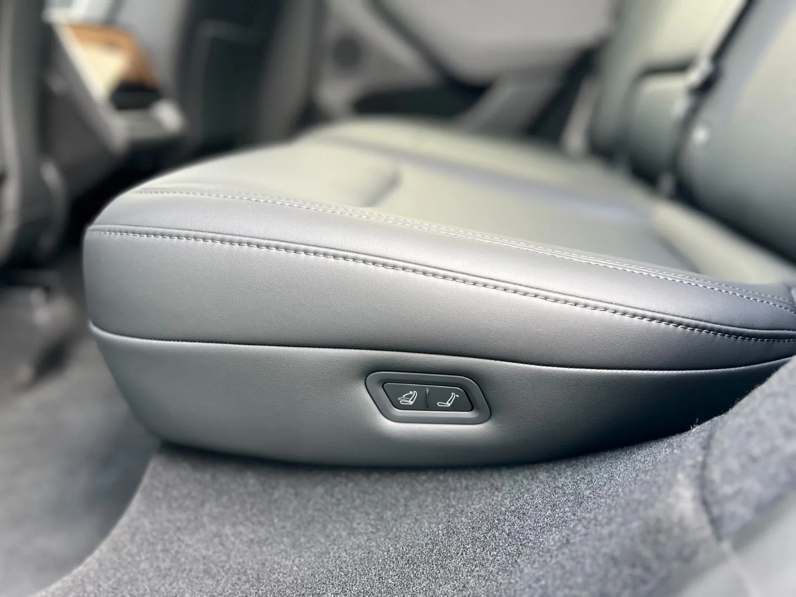 Tesla Model Y 2025 na predaj – fotografia 19
