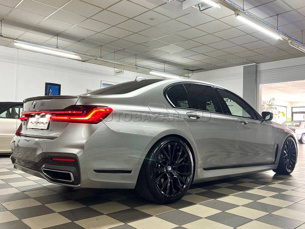 BMW Rad 7 730d mHEV A/T