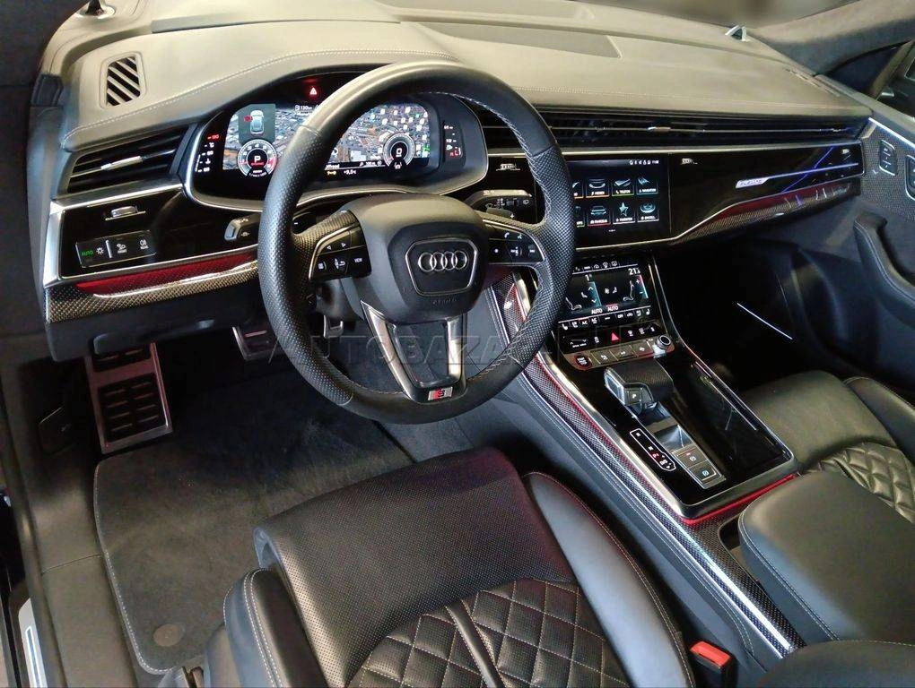 Audi Q8 SQ8 TFSI mHEV quattro tiptronic