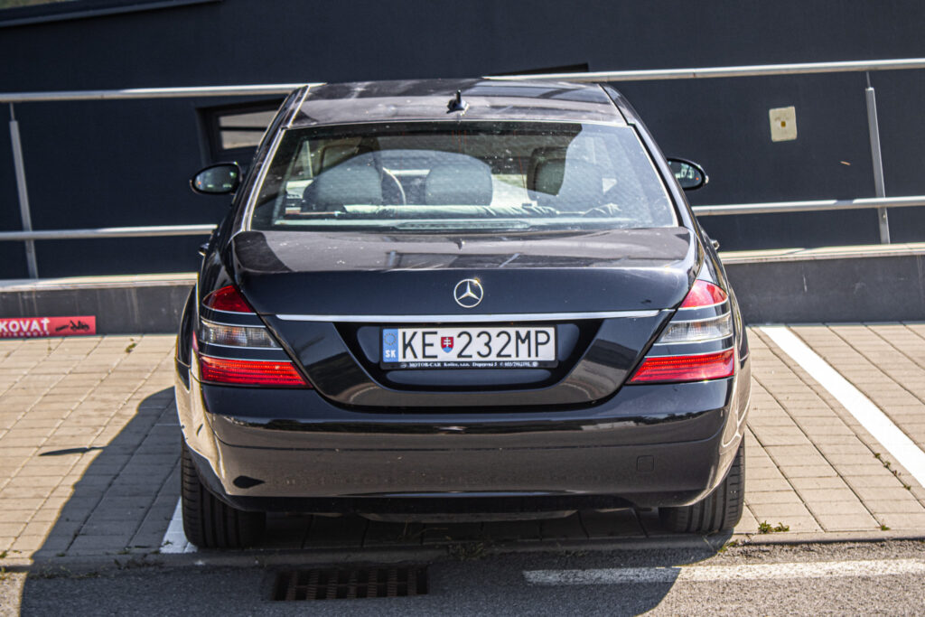Mercedes S trieda