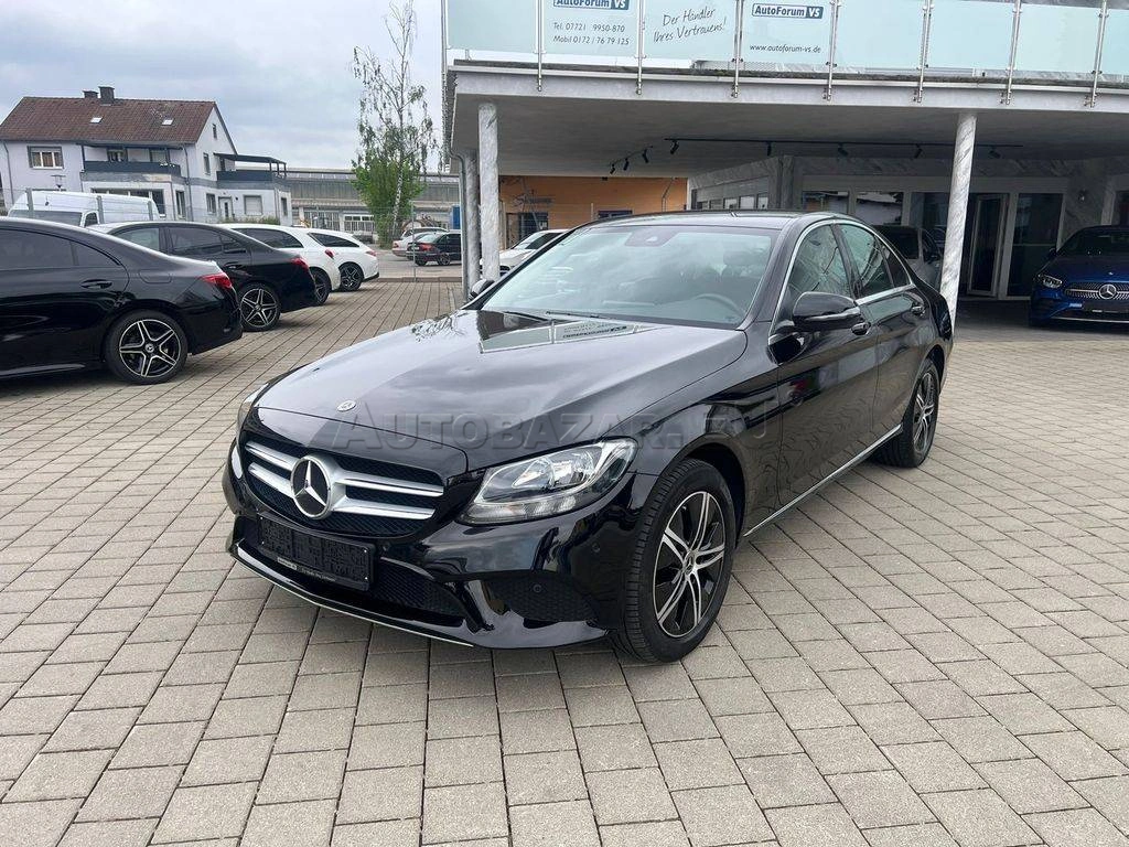Mercedes-Benz C trieda Sedan 300 d 4MATIC A/T
