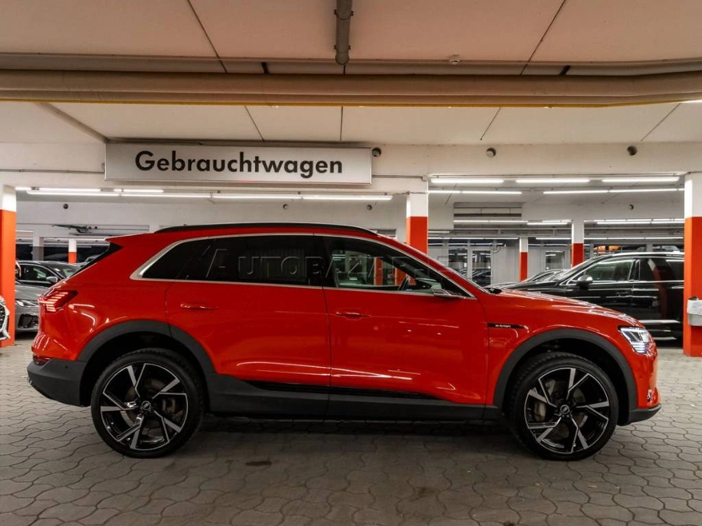 Audi E-tron 55 quattro
