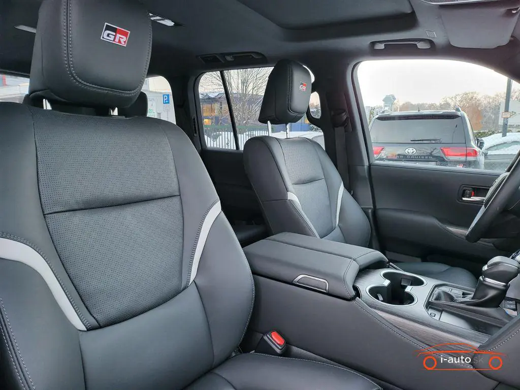 Toyota Land Cruiser 2025 na predaj – fotografia 12