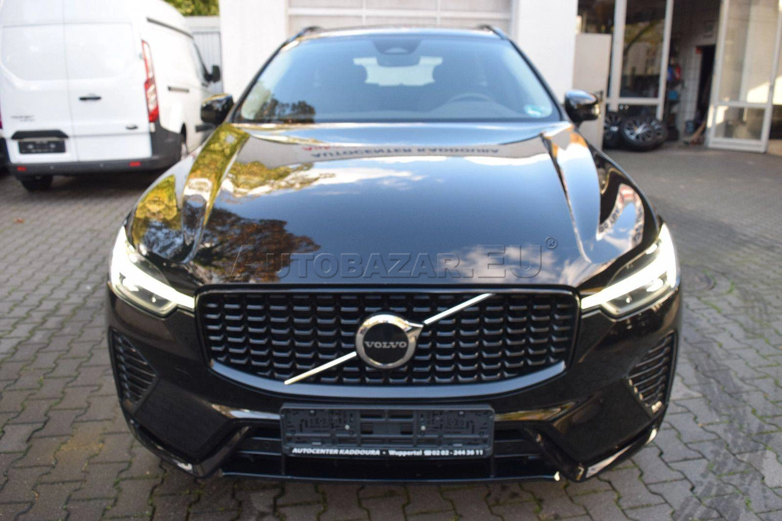Volvo XC60 B4 Plus Dark A/T