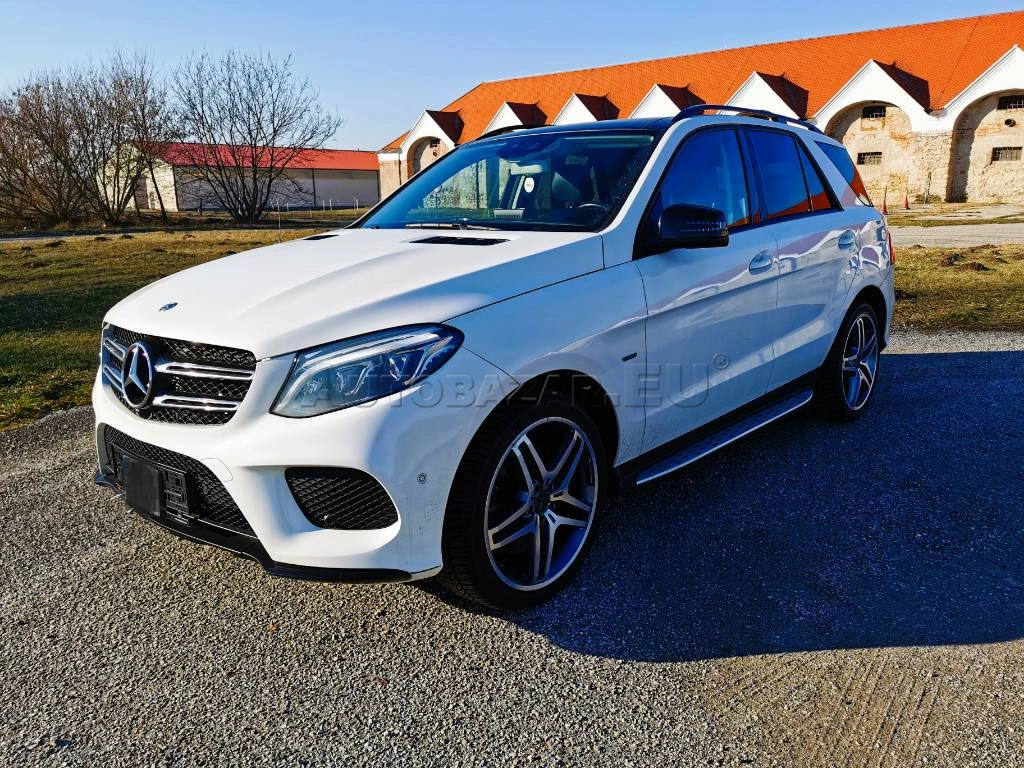 Mercedes-Benz GLE SUV