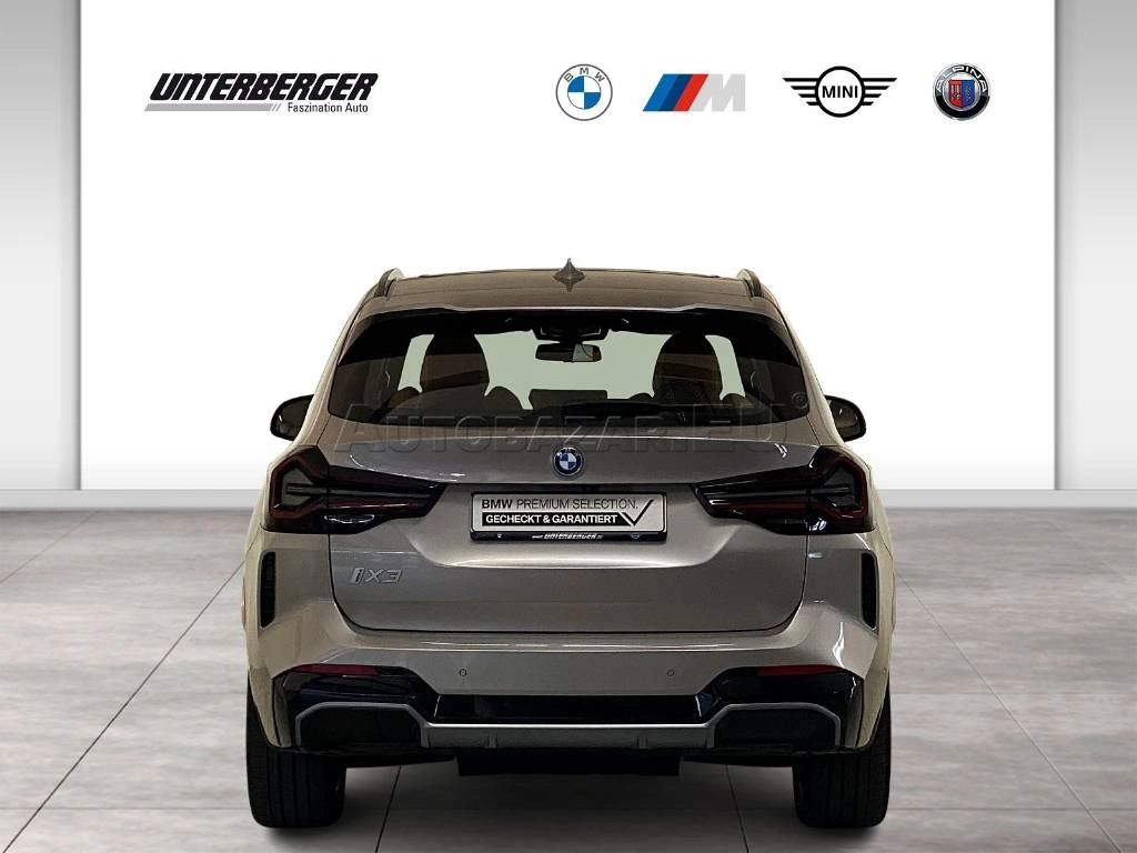 BMW iX3 A/T