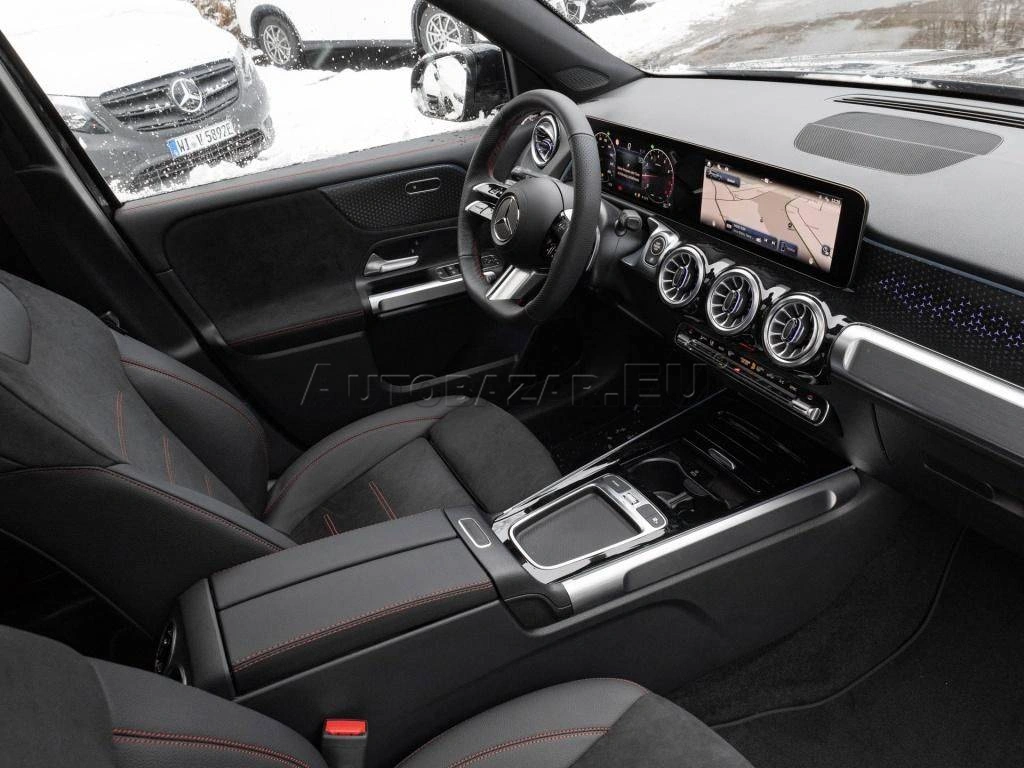 Mercedes-Benz GLB 220 mHEV 4MATIC A/T