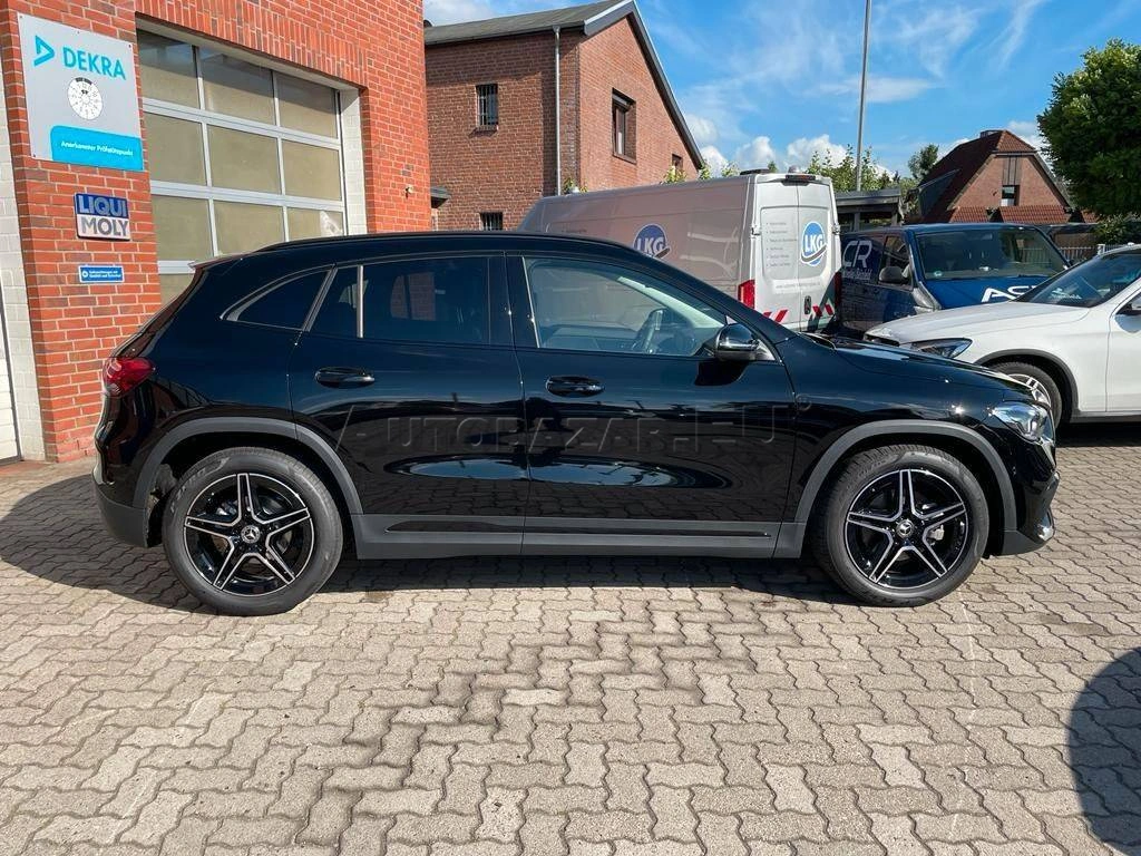 Mercedes-Benz GLA 200 d A/T