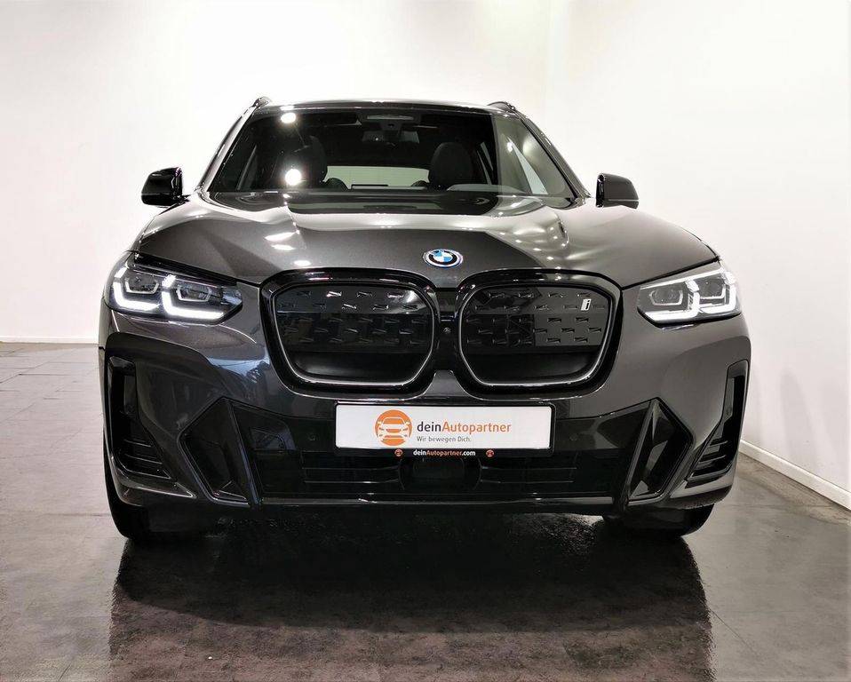 BMW iX3 A/T