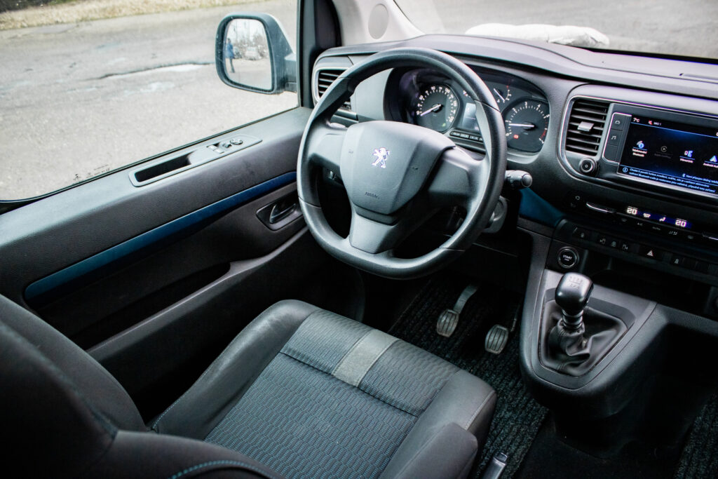 Peugeot Traveller 2018 na predaj – fotografia 29