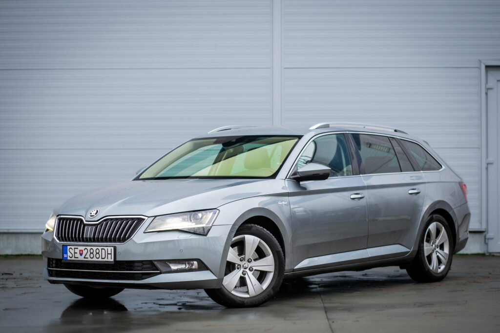 Škoda Superb Combi