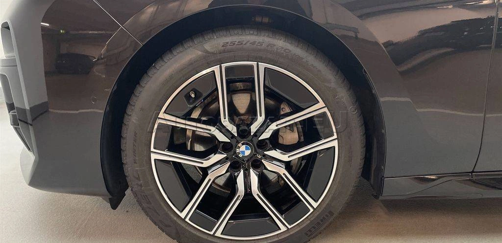 BMW Rad 7 740d xDrive M-Spor