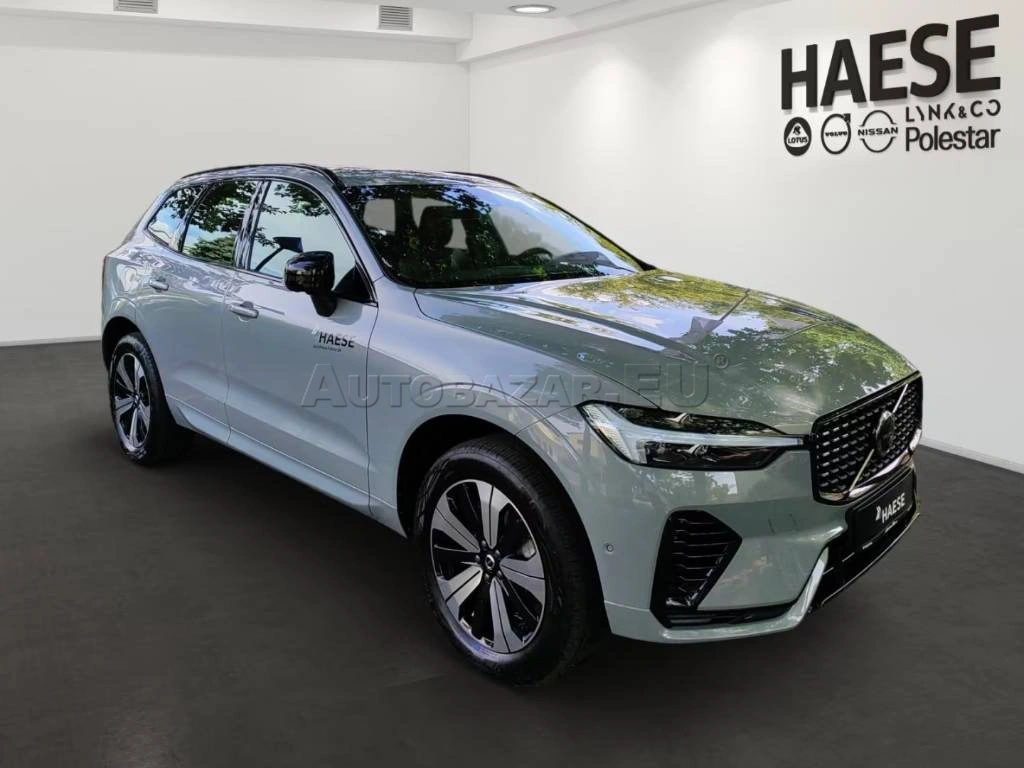 Volvo XC60 Recharge T6 AWD Plug-In Hybrid Plus Dark