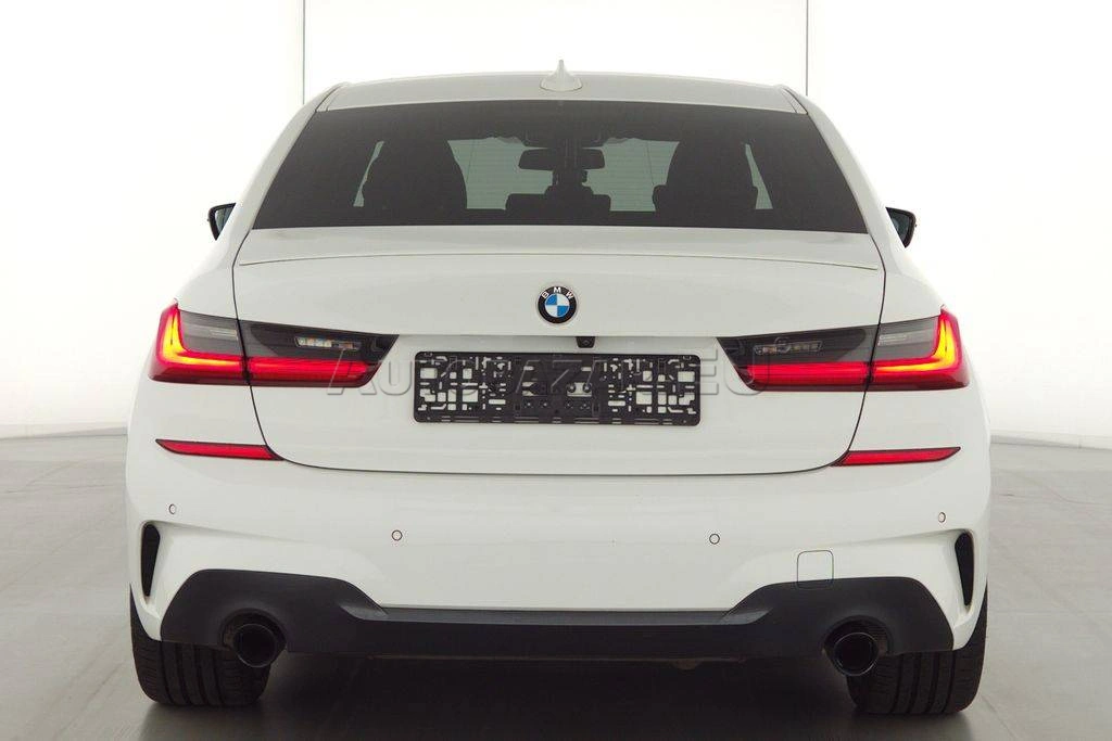 BMW Rad 3 330d A/T