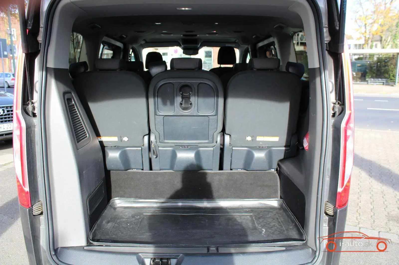 Ford Tourneo Custom 2020 na predaj – fotografia 11